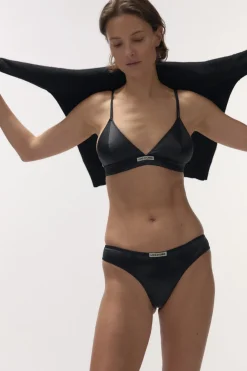 Darling Sporty unpadded bralette