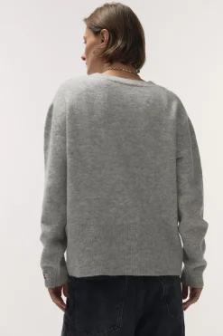 Iris Comfy buttoned cardigan
