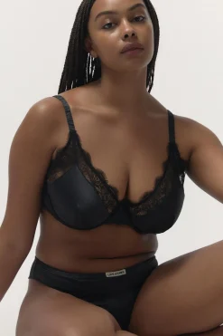 Lovely Delicate wire bra