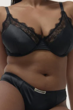 Lovely Delicate wire bra