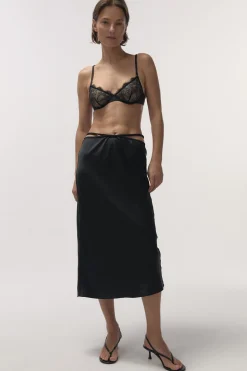 Mia Elegant mid-waist skirt